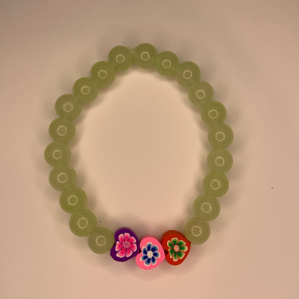👾5 for $25 Cute Handmade Heart Bracelet